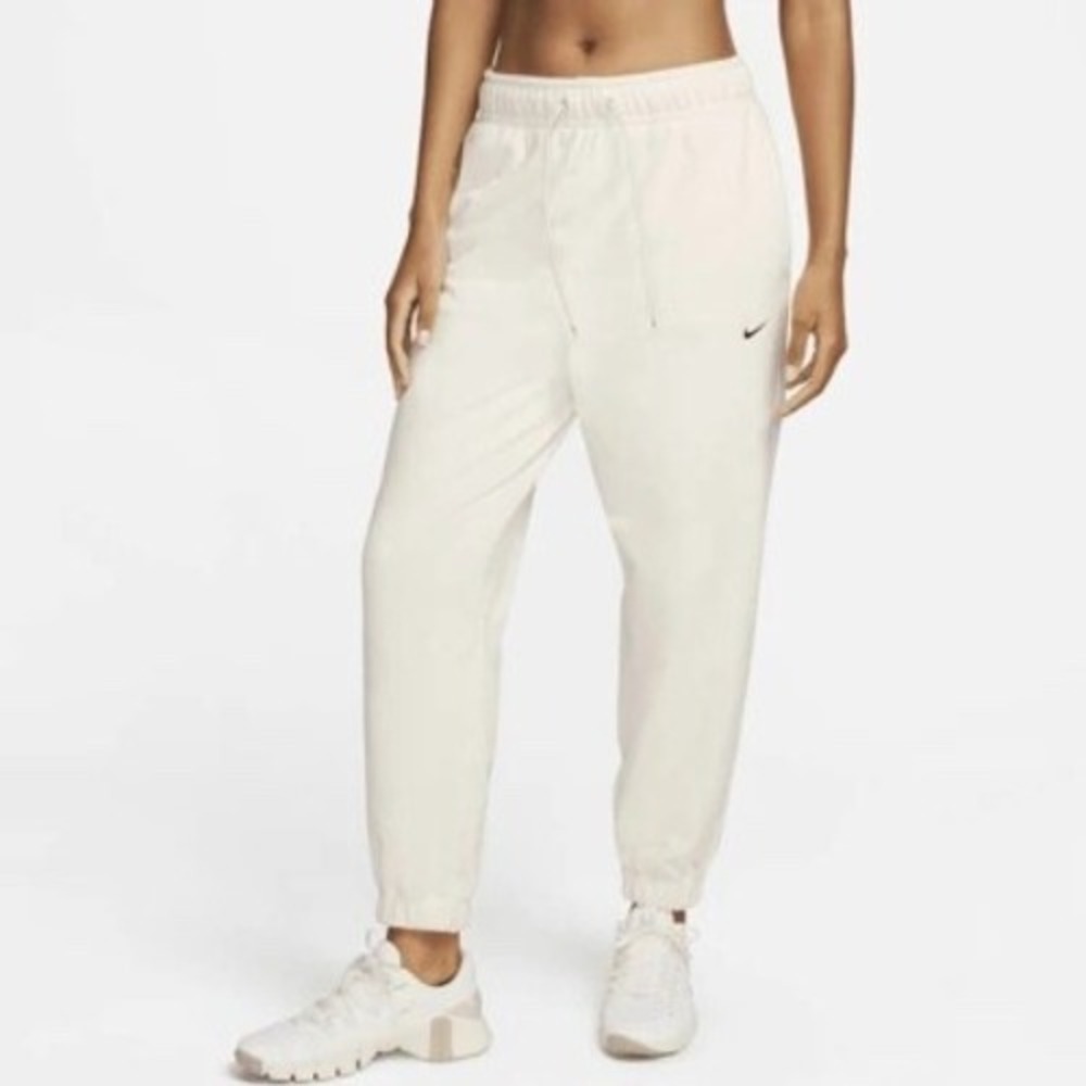 Nike Pants Womenns XS Therma-FIT One Fleece Polar Sweatpants Pale Ivory White